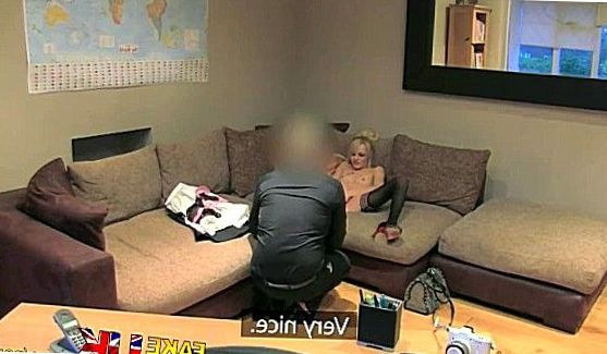 Аппетитная Nina Milano и ее дочь Lexi Lore пришли на собеседование в надежде получить работу, порно видео